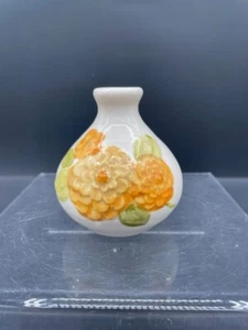 Poppytrail by Metlox Zinnia Pattern Single Short Shaker Orange Yellow - Picture 1 of 6