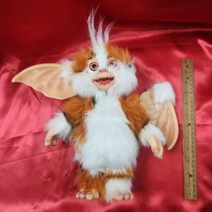 Gremlins 2: The New Batch - Lucas Mogwai utilería de Trick or Treat Studios - roto - Imagen 1 de 17