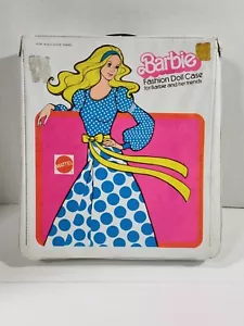 Vintage weiße Barbie Mode Puppe Reise Aufbewahrungskoffer tragen blau Tupfen Outfit - Bild 1 von 17