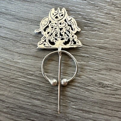 Petite fibule ancienne - argent massif - Photo 1/3