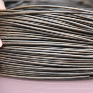 Material de tira de caña de tejido de ratán redondo de plástico de 5/10 m para reparación de canasta de silla de 3 mm - Imagen 1 de 8
