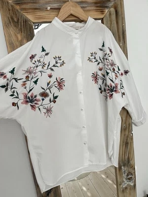 Zara Embroidered White Shirt/Top Size S - Image 1 of 4