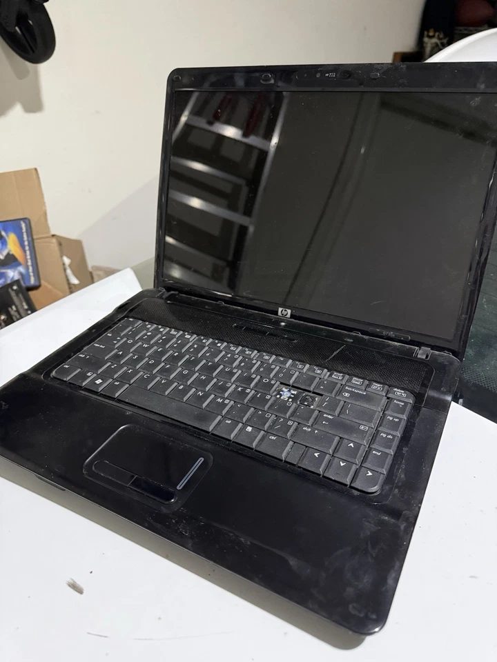 Notebook PC HP Compaq 6730s - per ricambi o riparazioni - Immagine 1 di 4