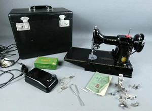 Vintage Singer Featherweight 221K Sewing Machine with Case & Acessories  working - Picture 1 of 21
