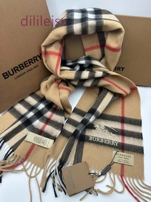 NUEVO CON ETIQUETAS ™️Burberry ™️ Bufanda reversible Nova Check con caja de regalo y bolsa Foto 1 de 4