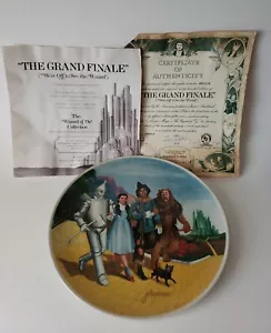 Wizard Of Oz The Grand Finale Collector's 10" Plate 1979 w/ COA by Knowles - Picture 1 of 3
