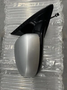 2013 Nissan Pathfinder Right Mirror OEM - Picture 1 of 4