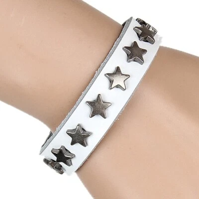 Pulsera de cuero con remache de espiga ajustable para hombres y mujeres Foto 1 de 4