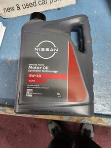 GENUINE NEW NISSAN 5W-40 A3/B3 ENGINE OIL - 5L KE900 90042 - Picture 1 of 2