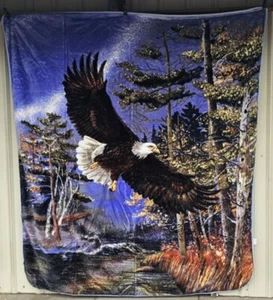 EAGLE FLYING FOREST TREE SKY WINGS BIRD KING SIZE BLANKET BEDSPREAD - Picture 1 of 2