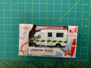 Hamleys Paramedic Vehicle - Picture 1 of 8
