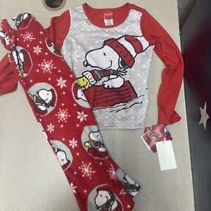 Boys Snoopy Christmas Pajamas Size 6 NWT