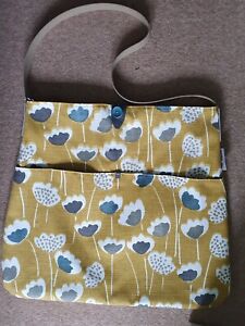 Black Fox Large Flower Pattern Fabric Shoulder Bag New