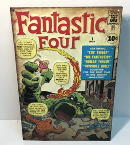 #1 Die Fantastischen Vier Blechschild geprägt 3D Look Marvel 9" x 13" schwer zu finden - Bild 1 von 2