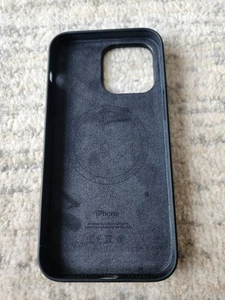 Apple Silikon Case mit MagSafe für iPhone 14 Pro Max - Mitternacht - Bild 1 von 6