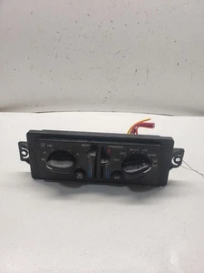 Temperature Control Manual Temperature Control Fits 00-05 CENTURY 1417258 - Picture 1 of 15