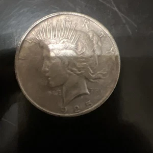 PEACE SILVER DOLLAR 1925 - Picture 1 of 2