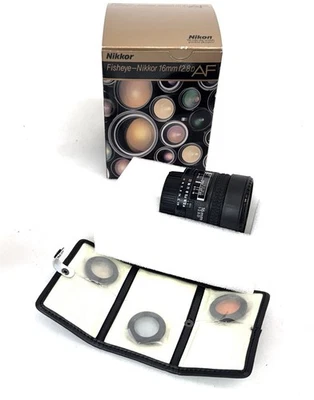 Nikon Fisheye-NIKKOR 16mm f/2.8 CRC D SIC AF Lens - Image 1 of 4
