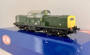 Heljan 17011 OO Gauge Class 17 BR Green "8561" Clayton Diesel Locomotive MIB! - Picture 1 of 4