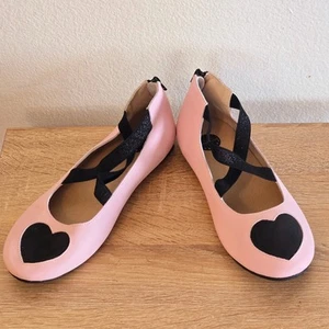 NEW PINK BALLET FLATS WITH BLACK HEART DETAIL COQUETTE - Picture 1 of 3