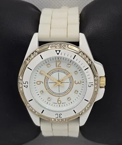 Women's Classic Round White Dial Gold Tone Case White Silicon Band Watch 02 - Picture 1 of 9