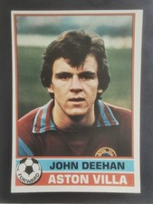 1977 Topps Football (Red Backs) - Aston Villa