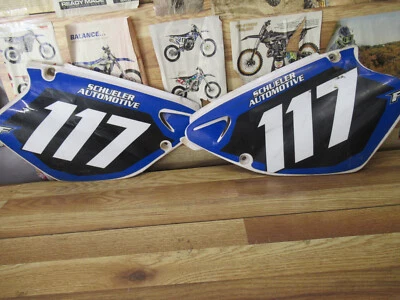 CUBIERTAS LATERALES YZ 125 YAMAHA**2001 YZ 125 2001 Foto 1 de 4