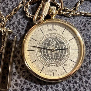 Orologio da tasca Seiko Quarzo 5Y30-0A19 RO Università delle Hawaii 1907 Tono Oro PULITO - Foto 1 di 6