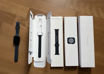 Apple Watch Series 8 45 mm Midnight-Aluminiumgehäuse mit div. Armbändern, TOP! - Bild 1 von 4