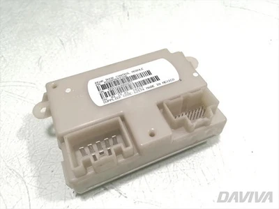 Chrysler Grand Voyager Centralina Porta Scorrevole 2.8 CRD Diesel P68050497AB - Immagine 1 di 4