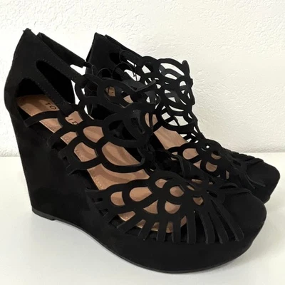 Nuevos tacones de cuña de plataforma con patrón de recorte floral negro tórrido - talla 8WW Foto 1 de 4