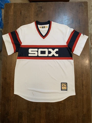 Majestic Cooperstown Collection Chicago White Sox Alternate Away Home Jersey L Cover