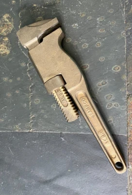 NUEVA LLAVE MONO TUBO GAS SIN CHISPAS 8" LISA AMPCO W1145 VINTAGE EE. UU. NUEVA EN STOCK Foto 1 de 4