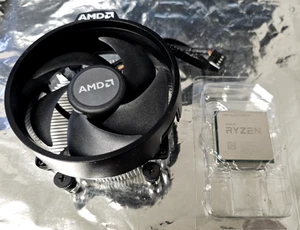 AMD Ryzen 9 5950X 16-Core 32-Thread Unlocked Desktop Prozessor CPU + Kühlkörper - Bild 1 von 10