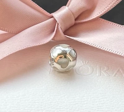 Original Pandora Charm „hell schimmernde Perlmuttherzen“ 925 Silber #790398MPW - Bild 1 von 3