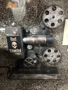SPUKSCHÄDEL THEATERPROJEKTOR BÖSE BESESSEN HALLOWEEN PROP BÖSE TOTE MONSTER - Bild 1 von 7