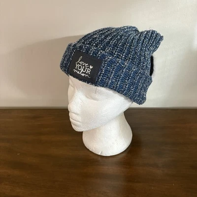 NEW Love Your Melon Womens One Size Hat White Cotton Knit Beanie Blue Pom Q5 - Image 1 of 4
