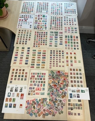 Estampillas de China Gran Colección Enrollable Dragón Barcos Chatarra Banderas y muchos más SD1 Foto 1 de 4