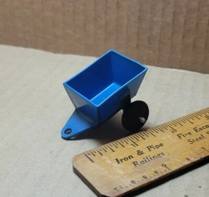Vintage Manoil Plastic Blue Trailer (A-4) - Picture 1 of 10