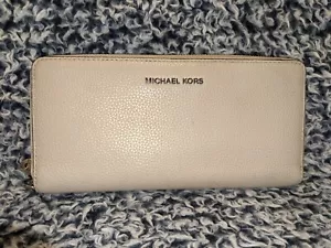Michael Kors Large Continental GrayPebbled Leather Zip Around Wallet - Picture 1 of 15