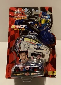 Racing Champions NASCAR Mark Martin Die-cast Ford Taurus Stock Car & Stand NOS - Picture 1 of 6
