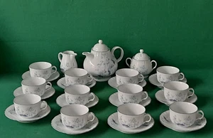 SERVIZIO TÈ THE 12 PERSONE PORCELLANA FIORI AZZURRI RICHARD GINORI VINTAGE. CH45 - Foto 1 di 17