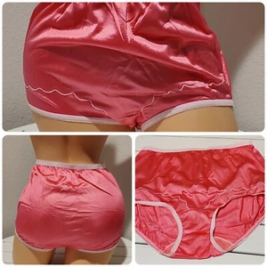 Dixie Belle Granny Panty Shiny Nylon Satin Pillow Tab Sz 11 Juicy PINK 719 - Picture 1 of 8