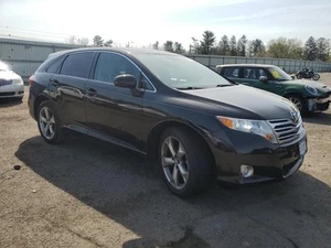 VENZA     2012 Headrest 1899892 - Picture 1 of 10