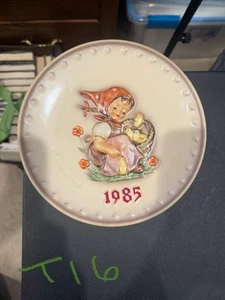 Goebel 1973-80 , ,85. German porcelain, MJ HUMMEL - Picture 1 of 10