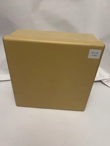 Pressa da appendere a parete vintage per aprire armadio/med box colore marrone chiaro - Foto 1 di 5
