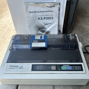 Impresora matriz de puntos de 24 pines Panasonic de colección impresión silenciosa KX-P2023 con manual y disco - Imagen 1 de 3