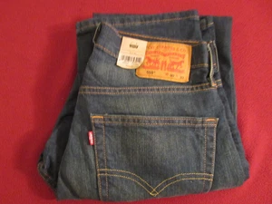 Levi's Strauss & Co. Men’s LEVI 559  Jeans 30x32 NEW W/TAGS - Picture 1 of 6