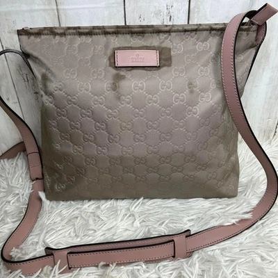 Bolso de Hombro GUCCI 314529.204046 GG Nylon Marrón Rosa Logo Cuero de Japón Foto 1 de 4