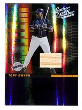 2005 Donruss Leather & Lumber Tony Gwynn 39/100 bat relic card Padres HOF